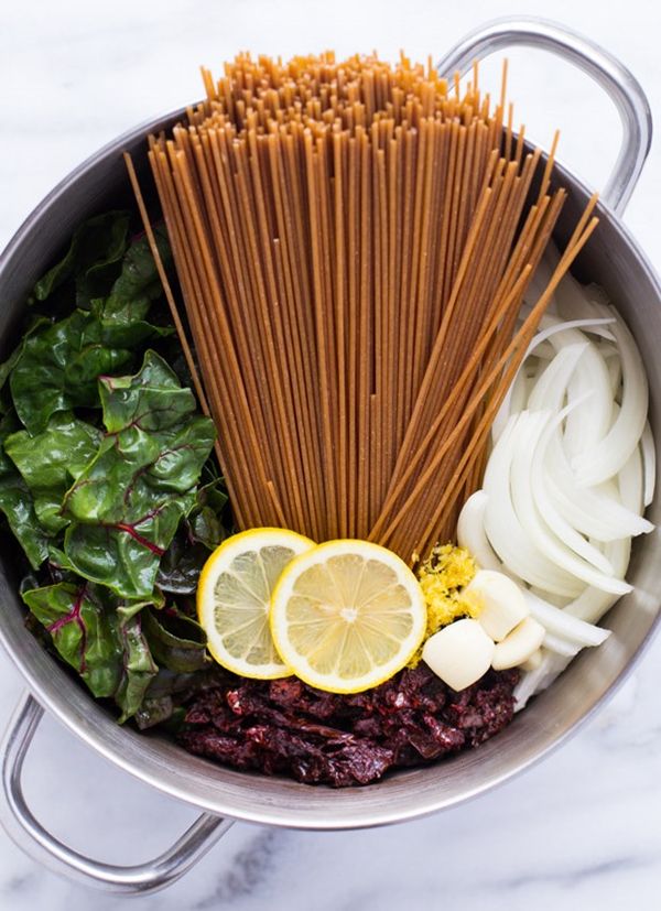 One Pot Lemon Pasta with Greens and Sundried Tomatoes