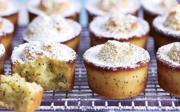 Orange and poppy seed friands