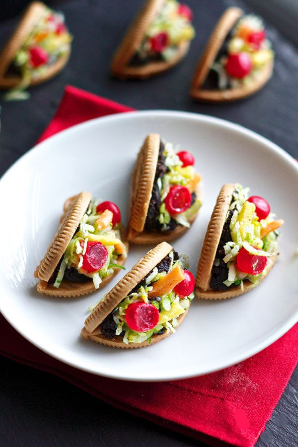 Oreo Taco Cookies