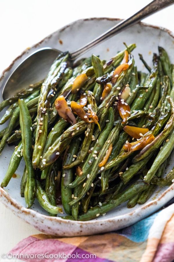 Oven Roasted Green Beans with Garlic Soy Glaze