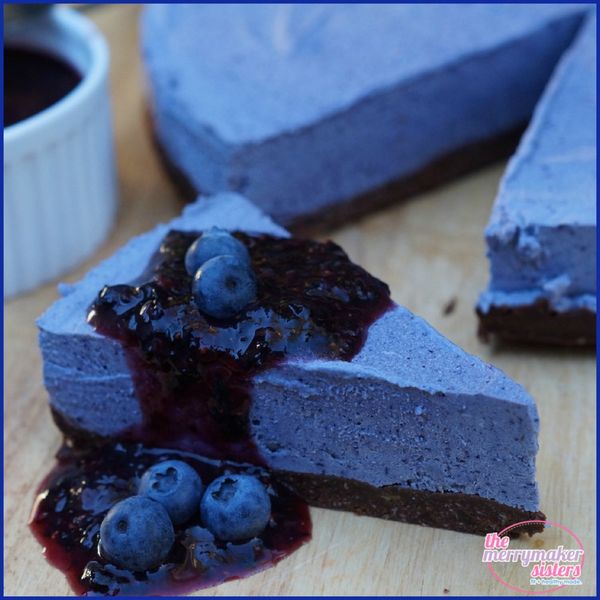 Paleo blueberry cheesecake