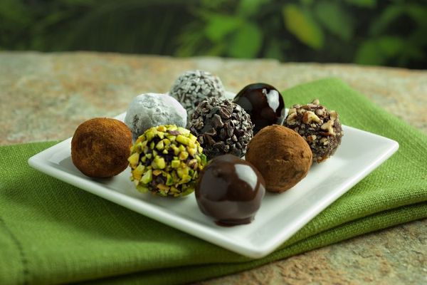 Paleo Dark Chocolate Truffles