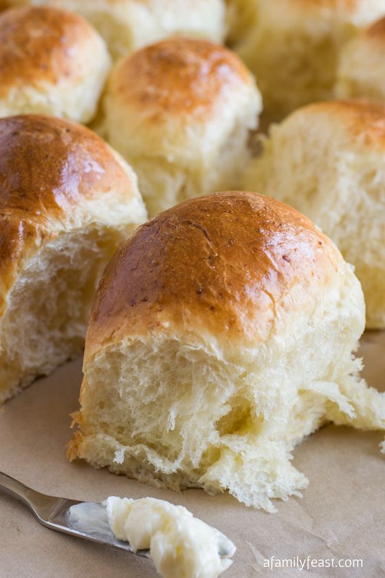 Parmesan Pull-Apart Rolls