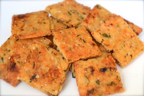 Parmesan, Sundried Tomato and Rosemary Crackers