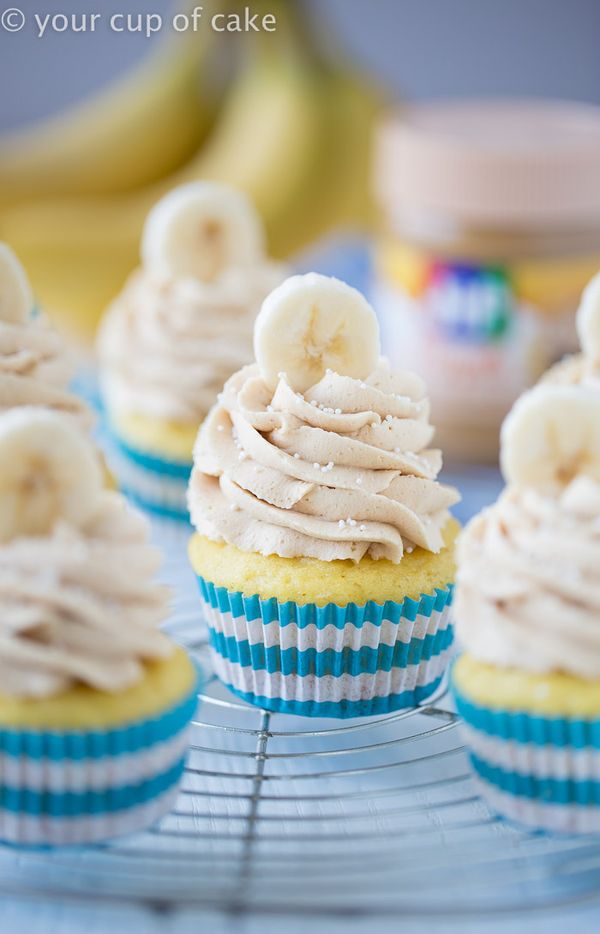 Peanut Butter Banana Maple Cupcakes