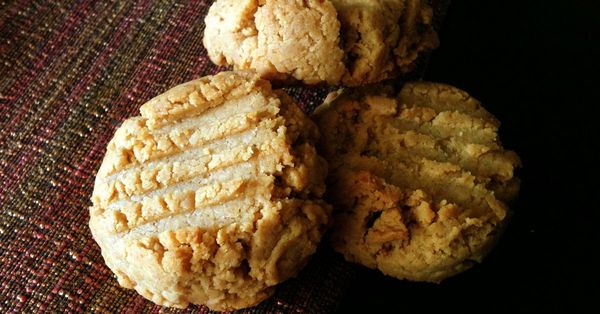 Peanut Butter Cookies, no added sugar