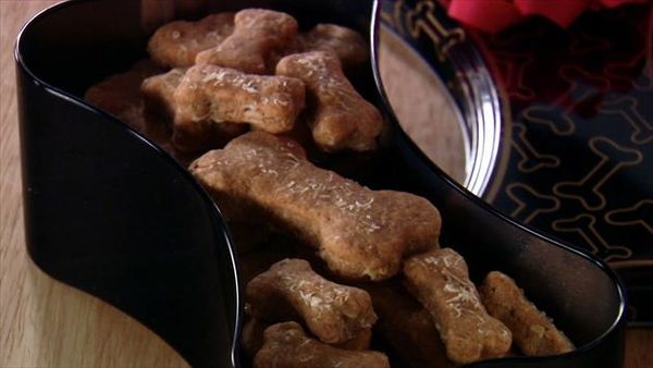 Peanut Butter Dog Bone Treats