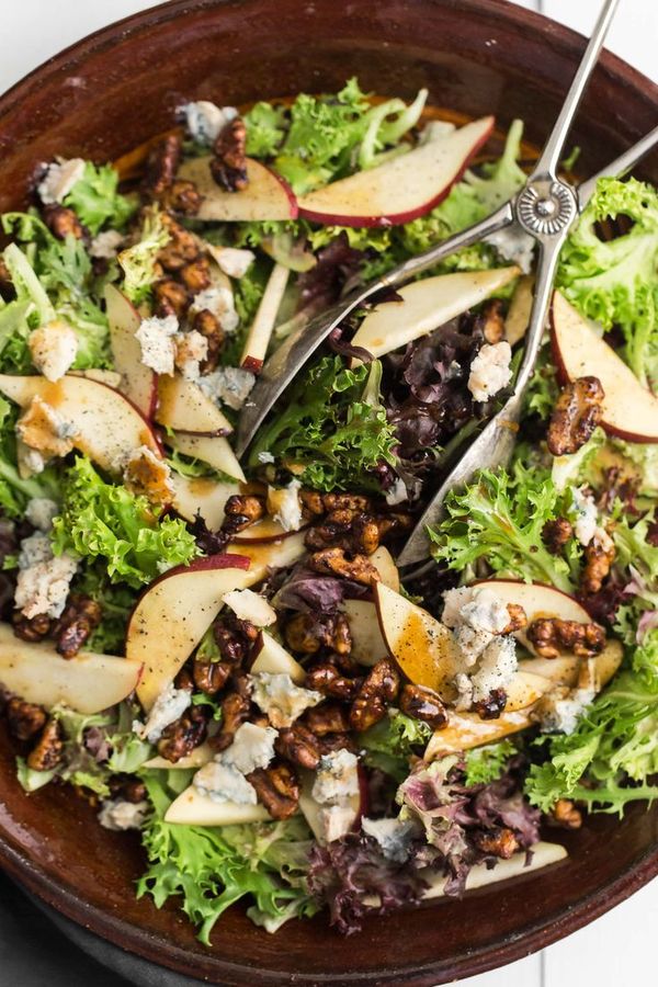 Pear Salad with Gorgonzola