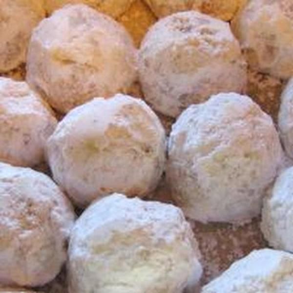 Pecan Balls (Christmas Cookies