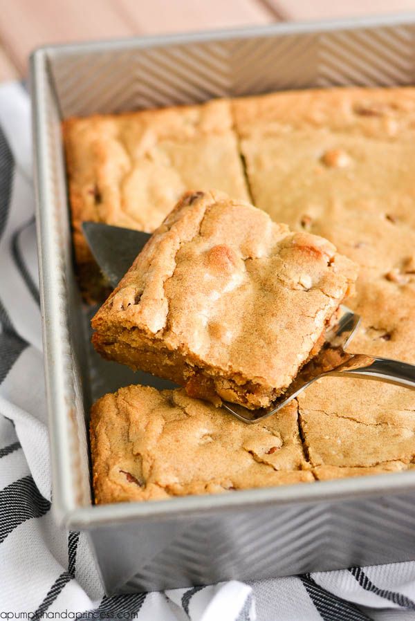 Pecan Blondies