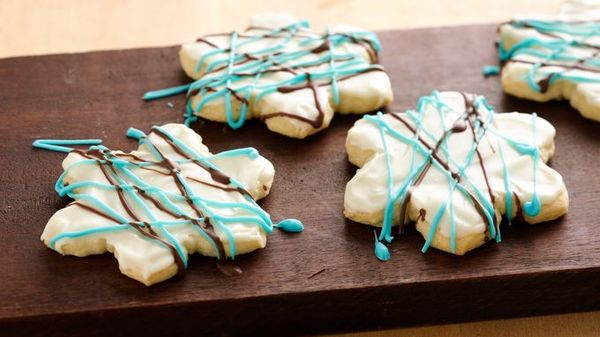 Peppermint Bark Snowflake Cookies