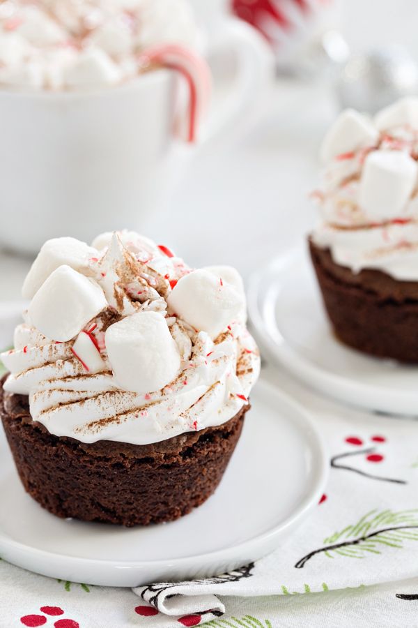 Peppermint Cocoa Brownie Cups