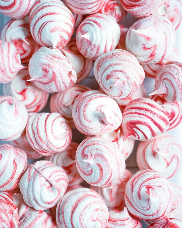 Peppermint Meringues