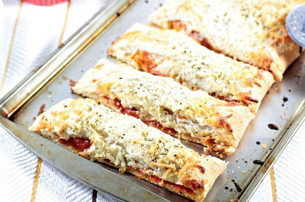 Pepperoni Stuffed Pizza Bread