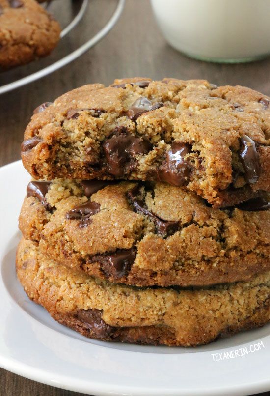 Perfect Paleo Chocolate Chip Cookies (grain-free, gluten-free, dairy-free