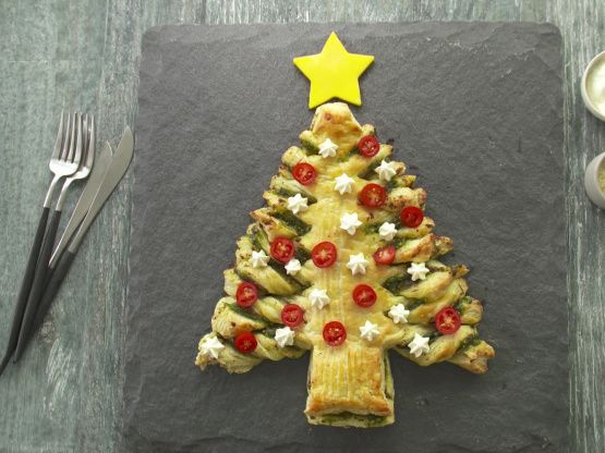 Pesto-Stuffed Christmas Tree