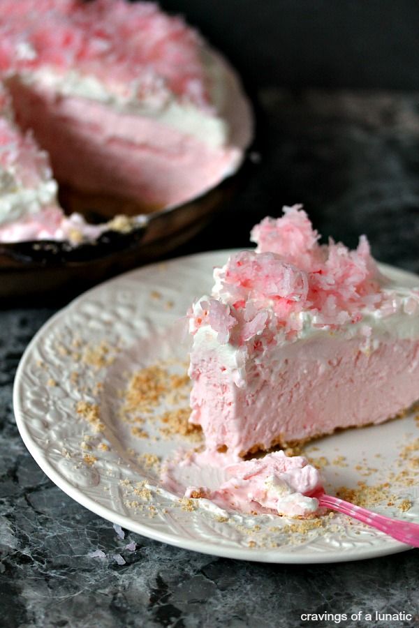 Pink Lemonade Ice Cream Pie