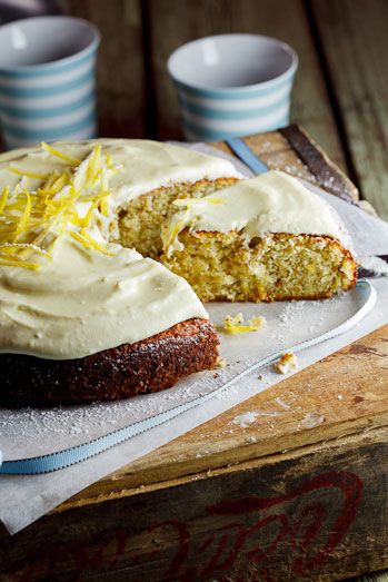 Pistachio & Lemon cake with White Chocolate Sour Cream icing