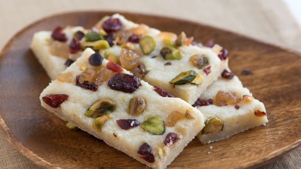 Pistachio, Cranberry and Ginger Cookie Bars