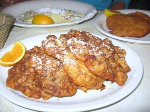 Polish Apple Fritters (Racuszki z Jablkami