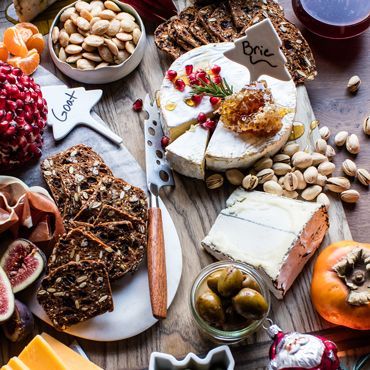 Pomegranate Goat Cheese Ball