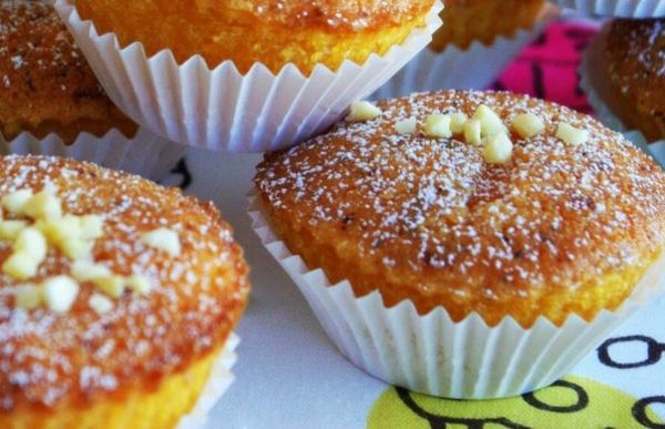 Portuguese Almond Cupcakes