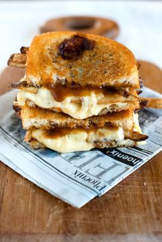 Poutine Grilled Cheese