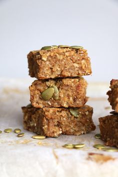 Pumpkin and Oat Breakfast Bars (gluten-free & vegan