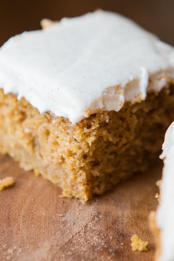 Pumpkin Cake with Cinnamon White Chocolate Cream Cheese Frosting