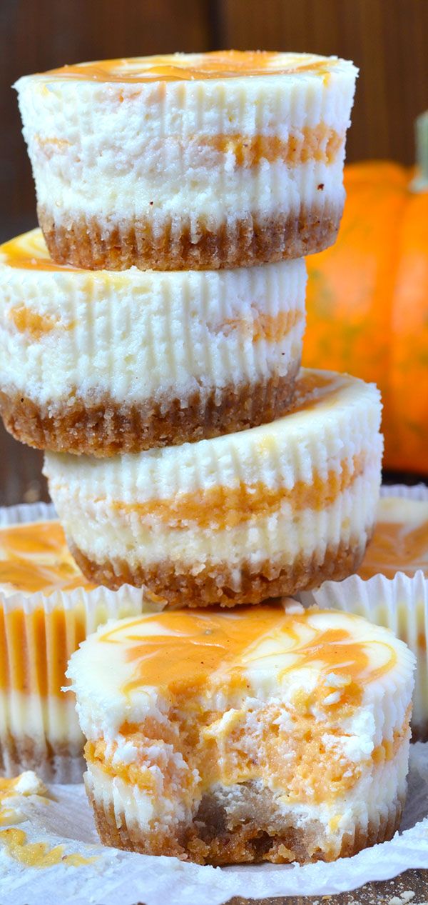 Pumpkin Swirled Cheesecakes (Mini