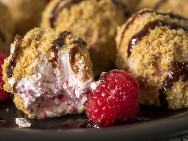 Raspberry Cheesecake Bites