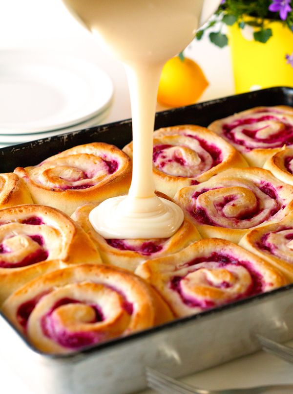 Raspberry Sweet Rolls