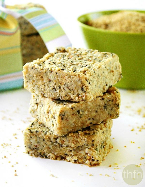 Raw Hemp and Chia Seed Bars (Raw, Vegan, Gluten-Free, Grain-Free, Dairy-Free, No Refined Sugars