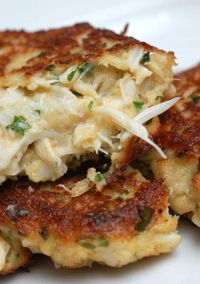 Red Lobster's Maryland Style Crab Cakes