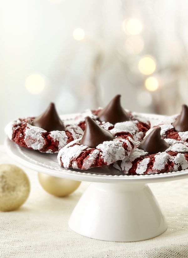 Red Velvet Blossom Cookies