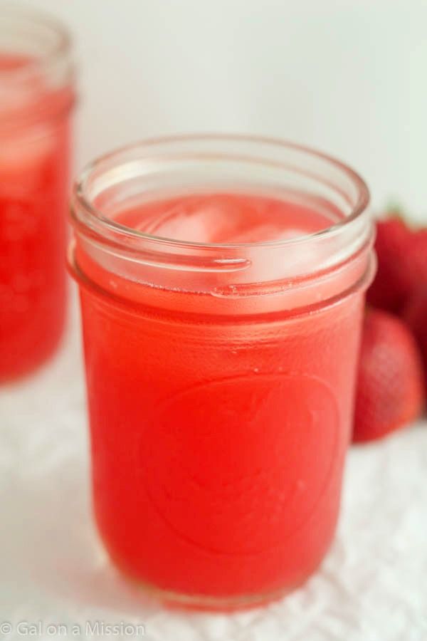 Refreshing Strawberry Lemonade