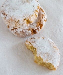 Ricciarelli, Christmas Italian Almond Cookies (Gluten-Free