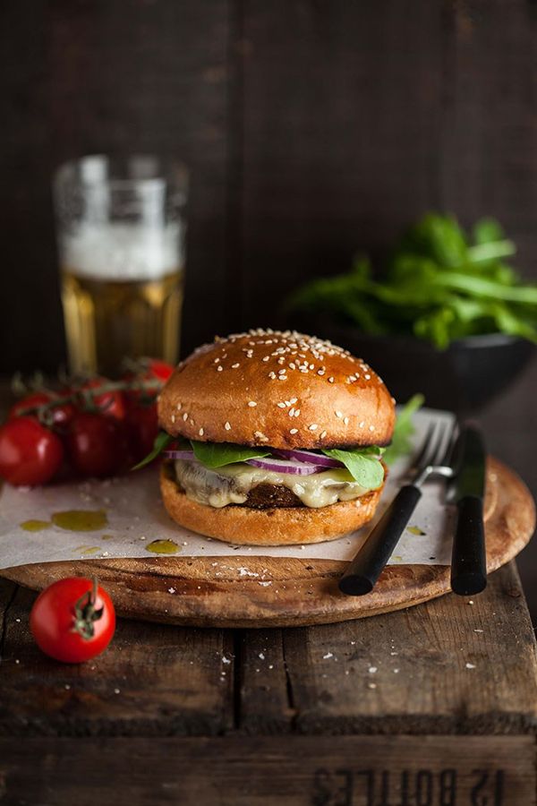 Roast mushroom burger with pesto