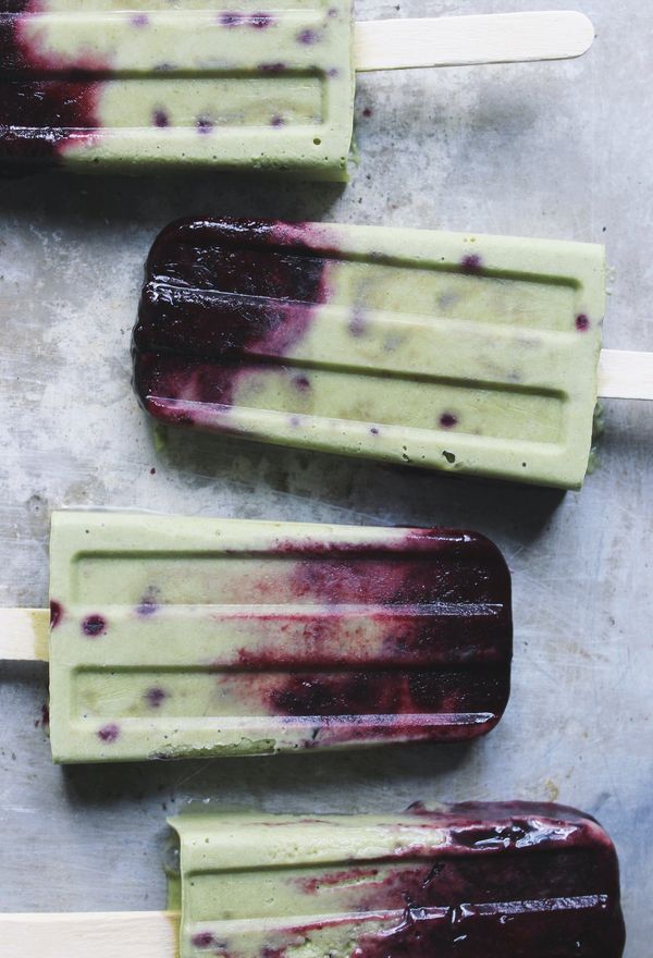 Roasted Blueberries n' Cream Matcha Pops