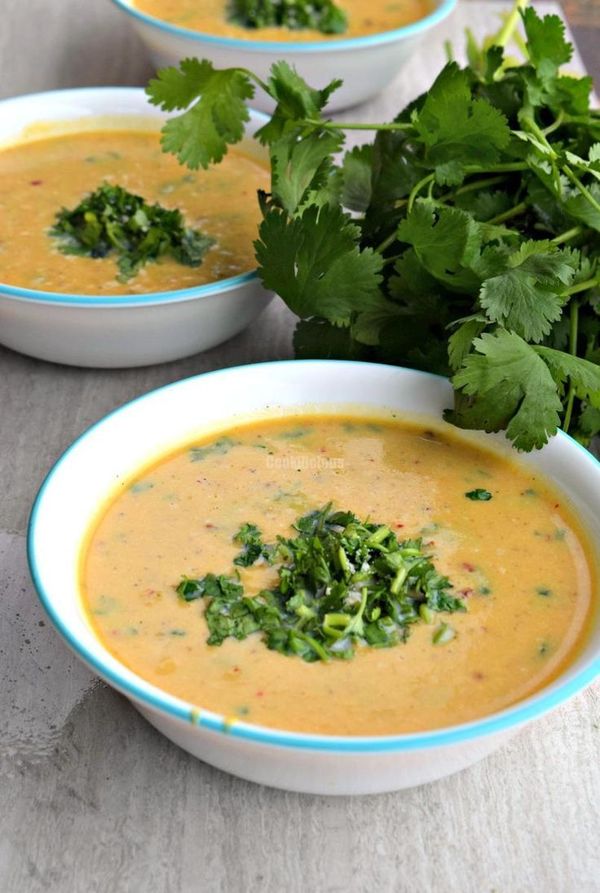 Roasted Butternut Squash & Garlic Soup