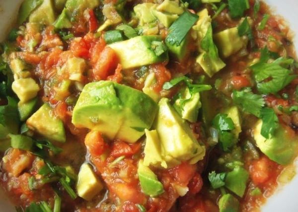 Roasted Garlic Tomato Salsa With Avocado