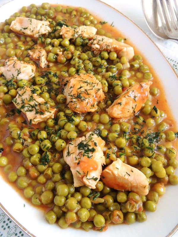 Romanian Pea and Chicken Stew