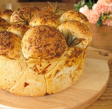 Rosemary and Garlic Monkey Bread