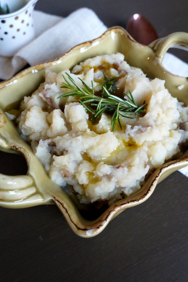 Rosemary roasted garlic mashed potatoes