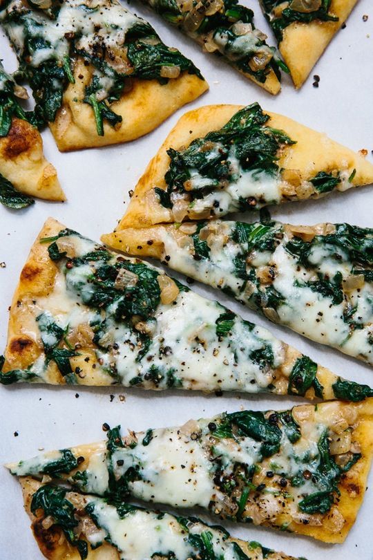 Saag Paneer Pizza