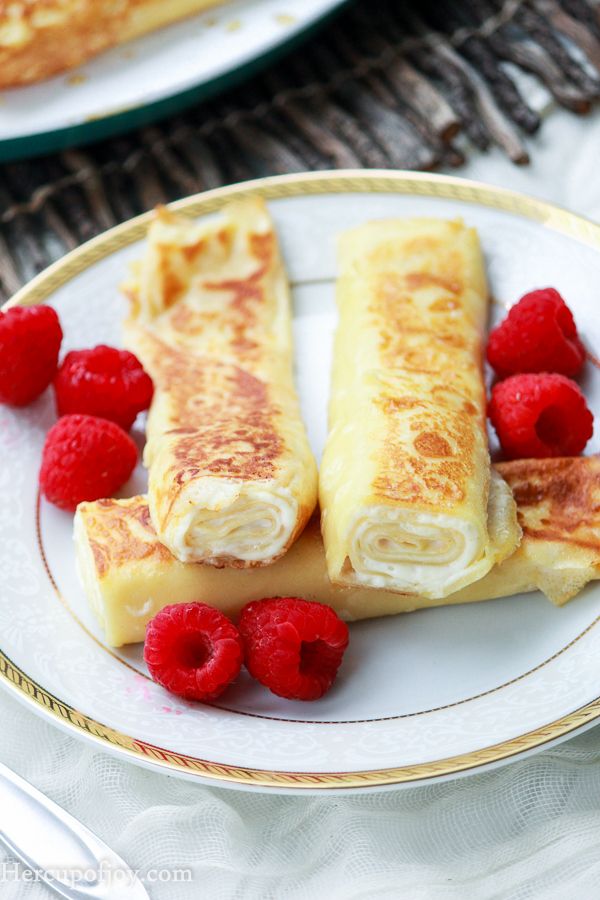 Sautéed Cream Cheese Crepes