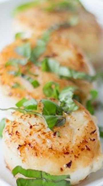 Seared Scallops in Herb Butter