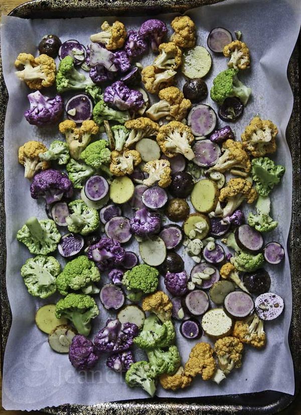 Simple Roasted Garlic Cauliflower and Potatoes