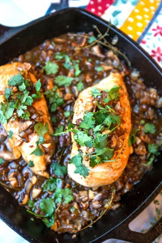 Skillet Chicken with Mushroom and Onion Sauce