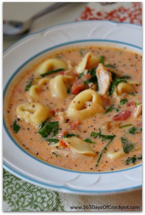 Slow Cooker Creamy Tortellini, Spinach and Chicken Soup